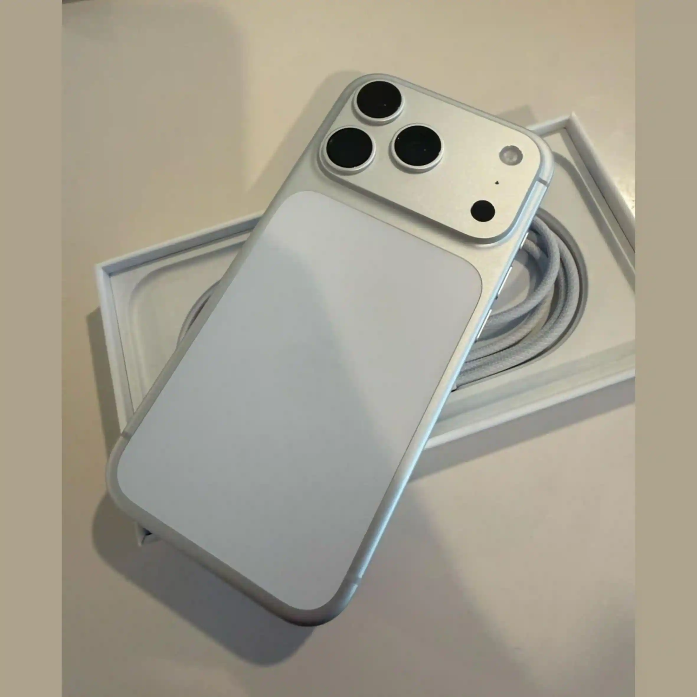 iPhone 17 Pro Max Réplica Perfeita 512GB Goophone Premium